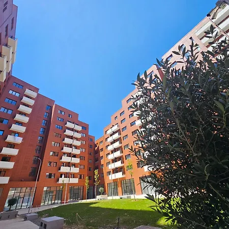 Apartment Lux Tirana *