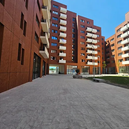Apartment Lux Tirana *